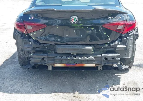 2017 Alfa Romeo Giulia Awd from USA, damaged, VIN ZARFAEDN6H7528581